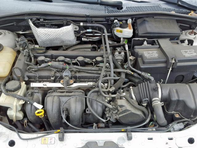 1FAFP34N96W180751 - 2006 FORD FOCUS ZX4 SILVER photo 7