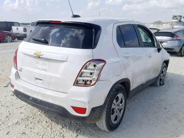 KL7CJKSB2JB731925 - 2018 CHEVROLET TRAX LS WHITE photo 4