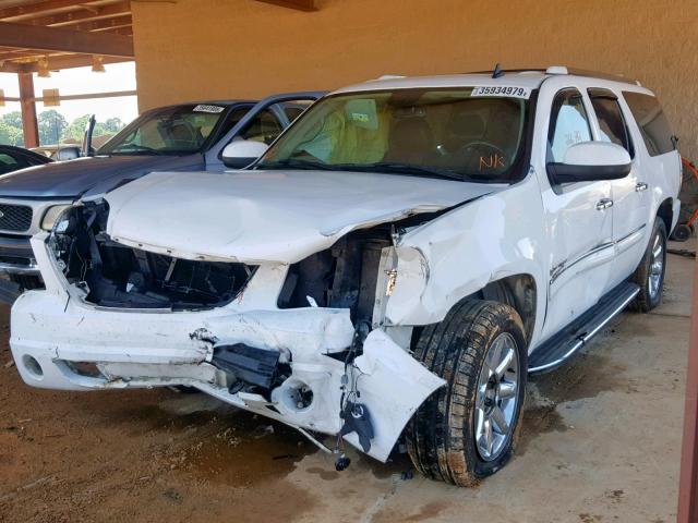 1GKFK66847J370171 - 2007 GMC YUKON XL D WHITE photo 2