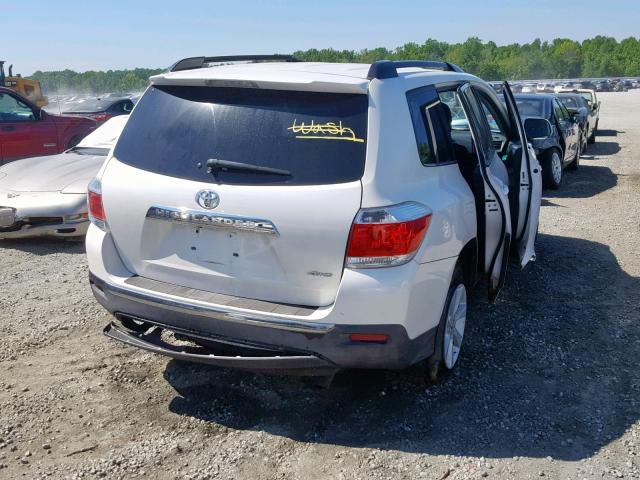 5TDBK3EH7DS211783 - 2013 TOYOTA HIGHLANDER WHITE photo 4