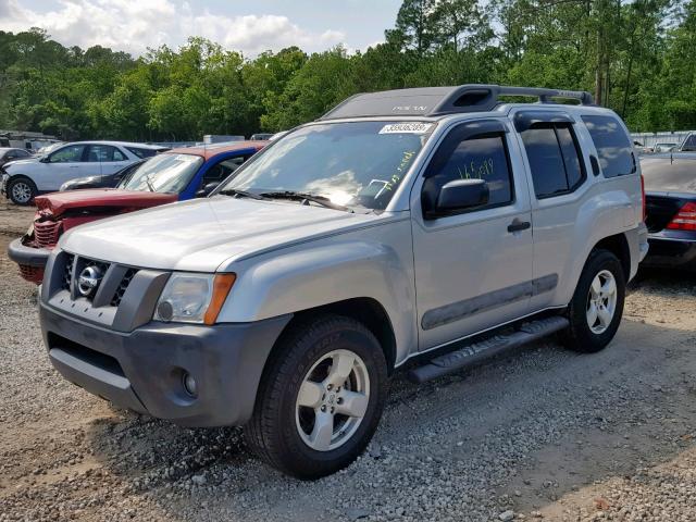 5N1AN08U57C525217 - 2007 NISSAN XTERRA OFF SILVER photo 2