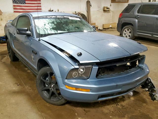 1ZVFT80N265260338 - 2006 FORD MUSTANG BLUE photo 1