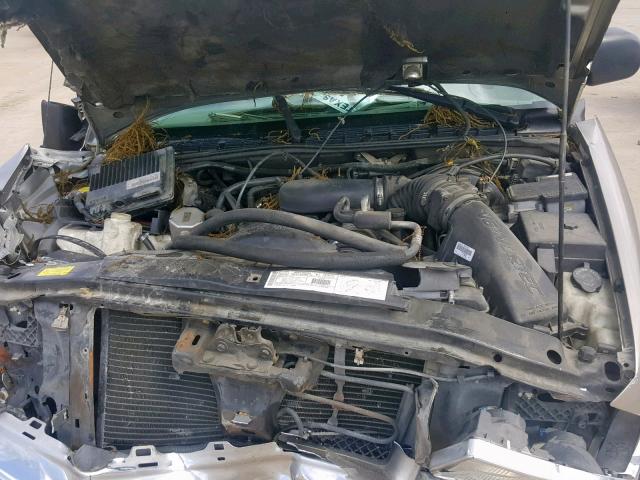 1GNCS13WXY2243402 - 2000 CHEVROLET BLAZER BROWN photo 7