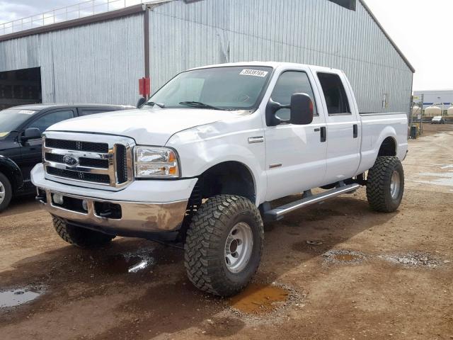 1FTWW31P55EB42537 - 2005 FORD F350 SRW S WHITE photo 2