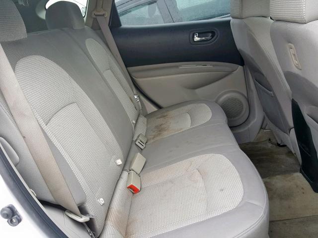 JN8AS58T88W011335 - 2008 NISSAN ROGUE S SILVER photo 6