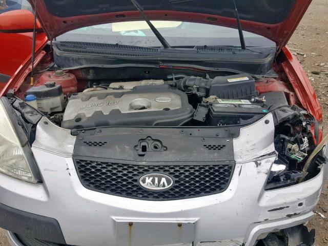 KNADE123966108605 - 2006 KIA RIO RED photo 7