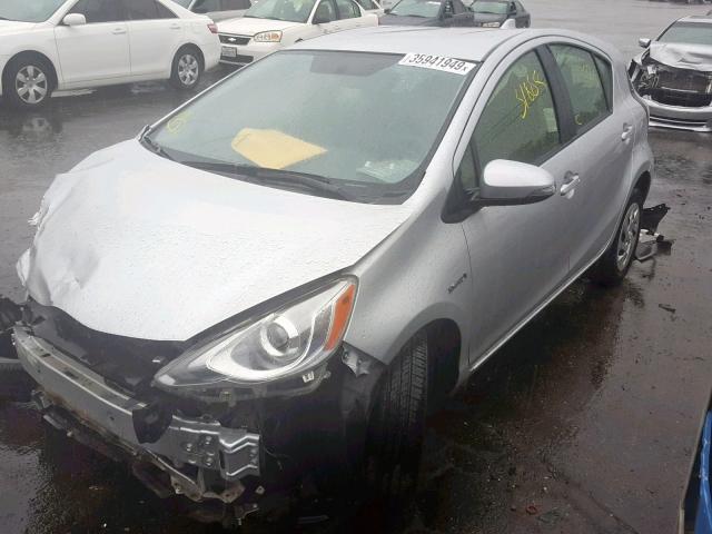 JTDKDTB35G1115817 - 2016 TOYOTA PRIUS C SILVER photo 2