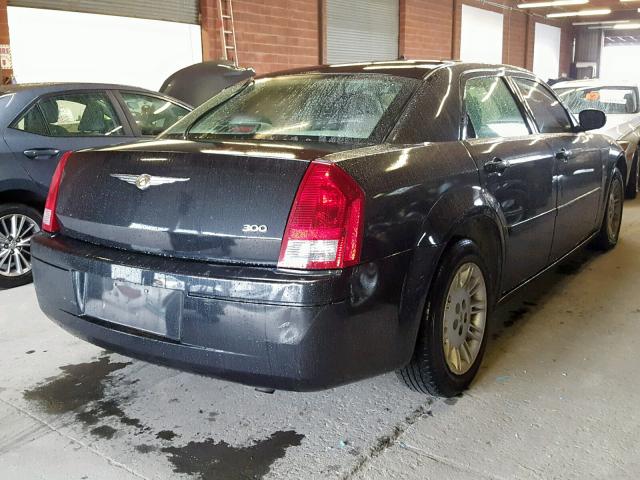 2C3KA43R36H476954 - 2006 CHRYSLER 300 BLACK photo 4