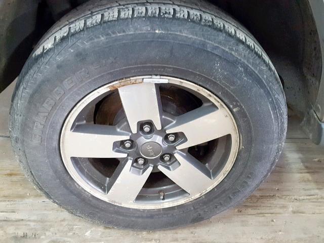 1J8HG48K46C332485 - 2006 JEEP COMMANDER SILVER photo 9