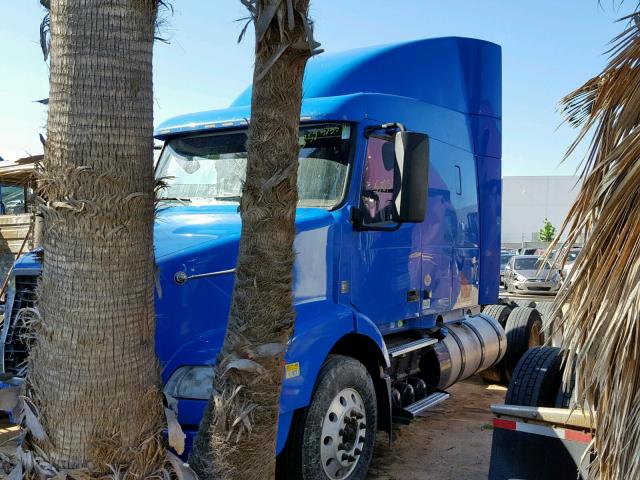 4V4MC9DG5CN541173 - 2012 VOLVO VN VNM BLUE photo 2