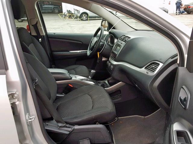 3D4PG1FG6BT561896 - 2011 DODGE JOURNEY MA GRAY photo 5