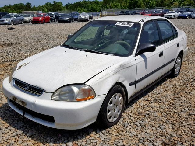 1HGEJ6627WL014890 - 1998 HONDA CIVIC DX WHITE photo 2