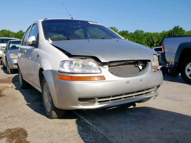 KL1TJ62654B185596 - 2004 CHEVROLET AVEO LS WHITE photo 10