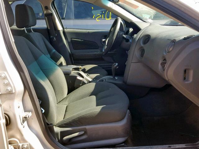 2G2WP522441327923 - 2004 PONTIAC GRAND PRIX SILVER photo 5