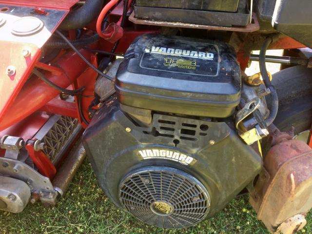 250000349 - 2010 TORO 3100 MOWER RED photo 5