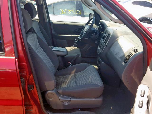 1FMYU03143KB76212 - 2003 FORD ESCAPE XLT RED photo 5