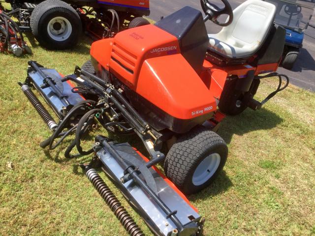 670433064 - 2015 OTHR 1900DMOWER ORANGE photo 2