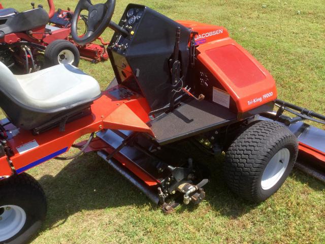 670433064 - 2015 OTHR 1900DMOWER ORANGE photo 3