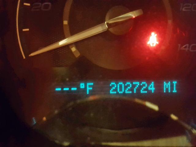 1G1ZC5EUXCF129266 - 2012 CHEVROLET MALIBU 1LT SILVER photo 8