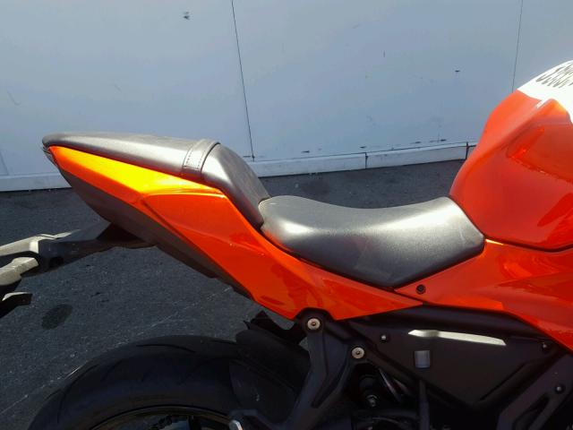 JKAEXEJ15HDA01555 - 2017 KAWASAKI EX650 J ნარინჯისფერი ფოტო 6