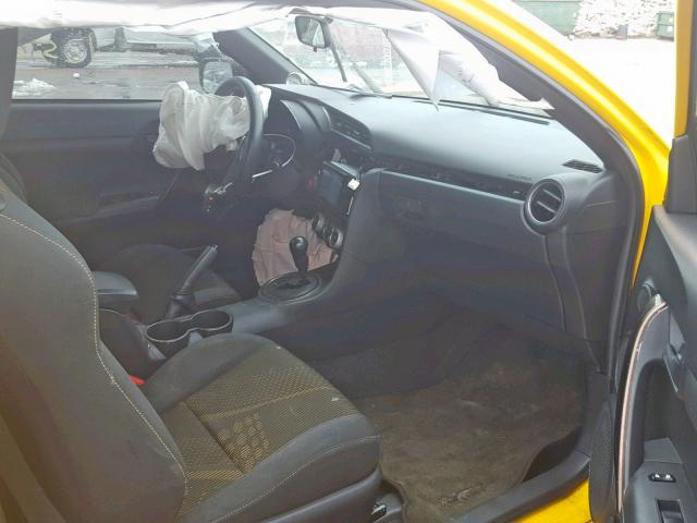 JTKJF5C70C3024593 - 2012 TOYOTA SCION TC ყვითელი ფოტო 5