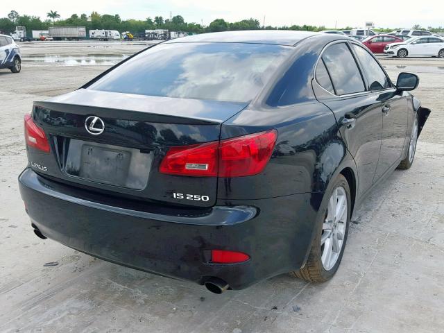 JTHBK262965021799 - 2006 LEXUS IS 250 BLACK photo 4