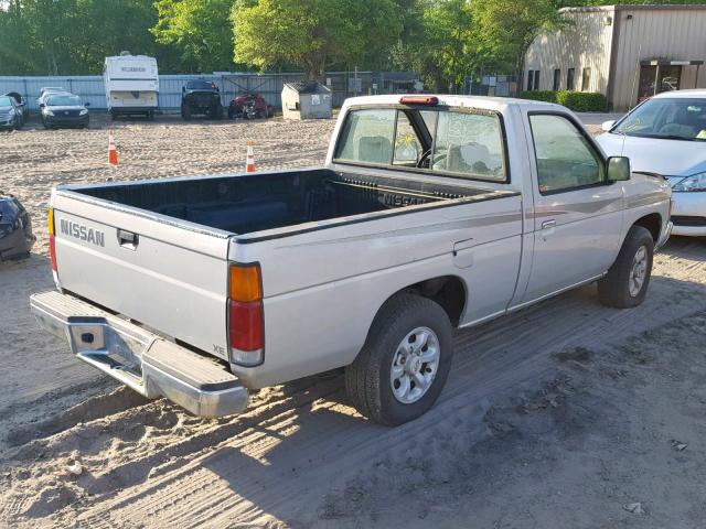 1N6SD11S0VC301146 - 1997 NISSAN TRUCK BASE SILVER photo 4