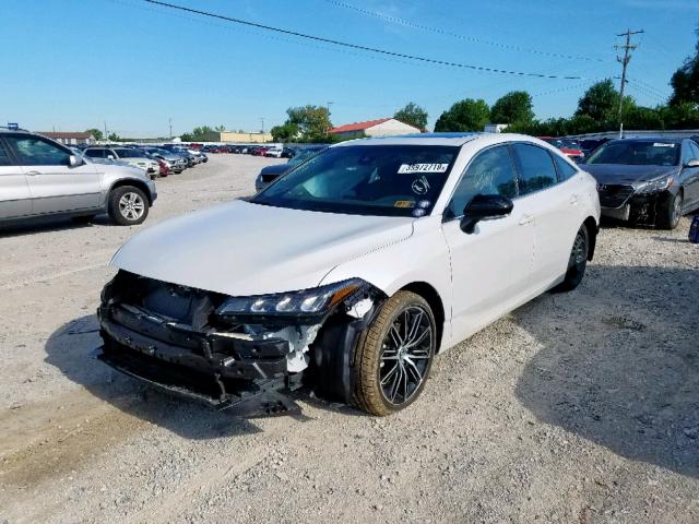 4T1BZ1FB4KU015136 - 2019 TOYOTA AVALON XLE WHITE photo 2