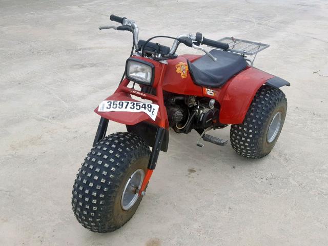 JH3TE0107FC129926 - 1985 HONDA ATC125 M RED photo 2