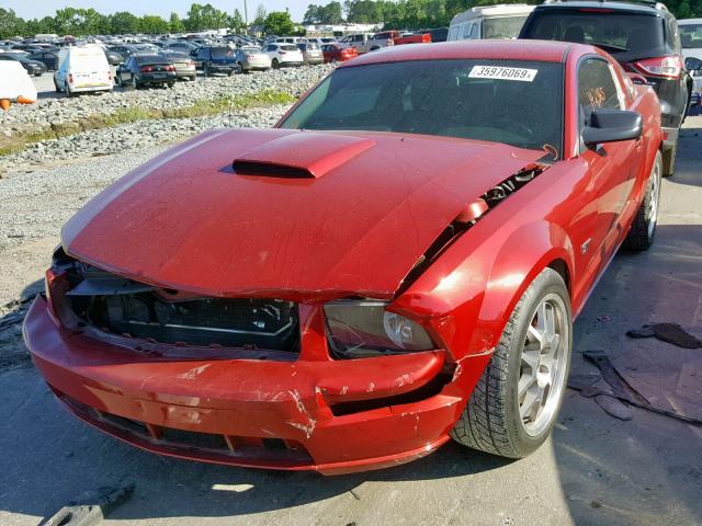 1ZVHT82H585161340 - 2008 FORD MUSTANG GT RED photo 2