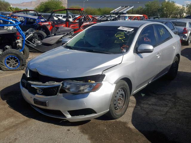 KNAFU4A29B5438119 - 2011 KIA FORTE EX SILVER photo 2