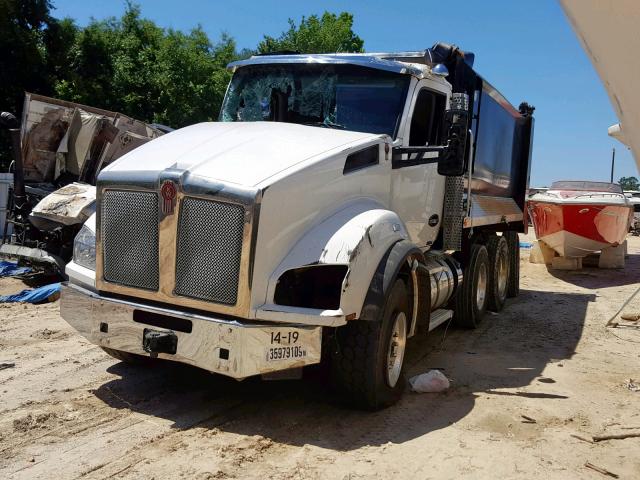 1NKZX4TX7KJ257445 - 2019 KENWORTH CONSTRUCTI WHITE photo 2