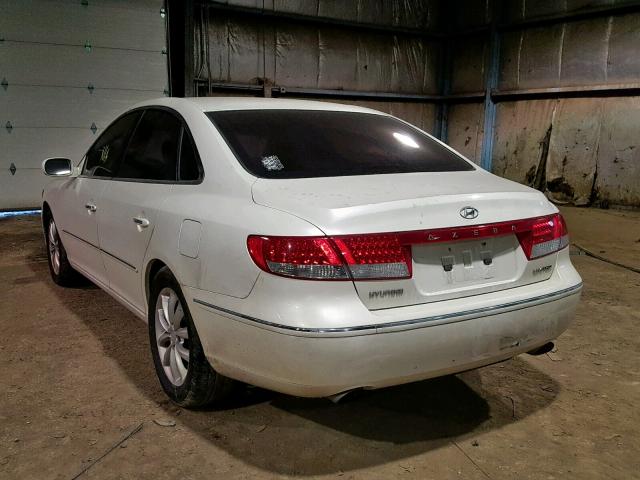 KMHFC46FX6A092916 - 2006 HYUNDAI AZERA SE WHITE photo 3