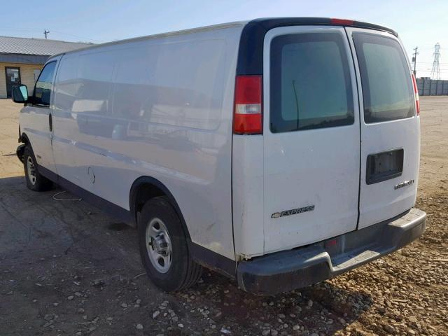 1GCFG29X051182155 - 2005 CHEVROLET EXPRESS G2 WHITE photo 3