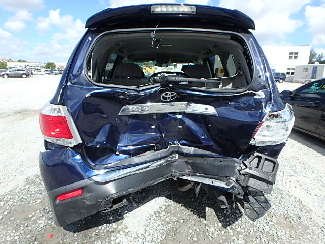 5TDZK3EH4CS086254 - 2012 TOYOTA HIGHLANDER BLUE photo 10