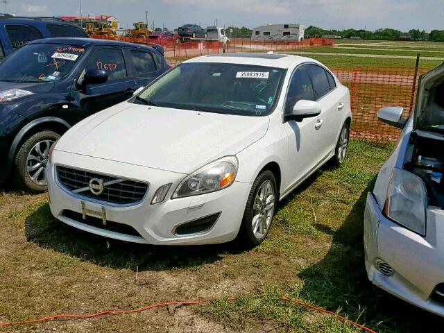 YV1622FS3C2129362 - 2012 VOLVO S60 T5 WHITE photo 2