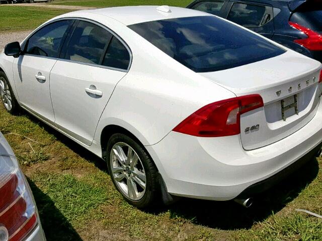 YV1622FS3C2129362 - 2012 VOLVO S60 T5 WHITE photo 3