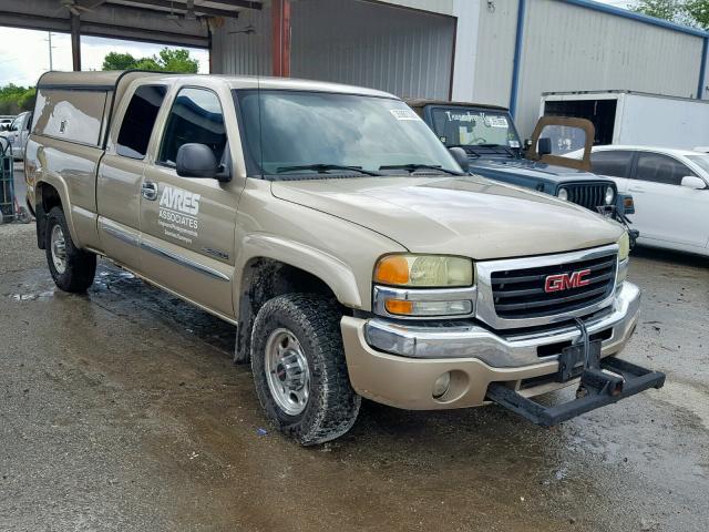 1GTGK29U14Z165938 - 2004 GMC NEW SIERRA GOLD photo 1