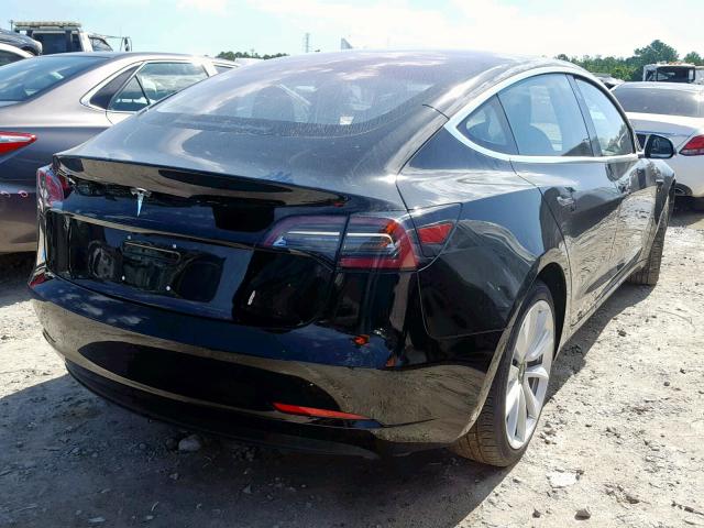 5YJ3E1EA7JF019833 - 2018 TESLA MODEL 3 BLACK photo 4