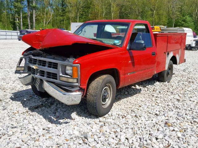 1GBGC34R8YR210146 - 2000 CHEVROLET 3500 RED photo 2