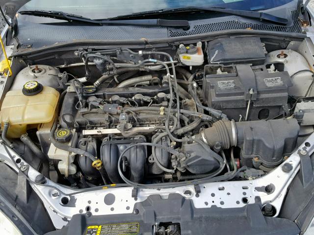 1FAHP34N87W299529 - 2007 FORD FOCUS ZX4 SILVER photo 7