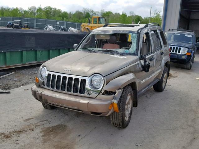 1J4GL58K35W675249 - 2005 JEEP LIBERTY LI GOLD photo 2