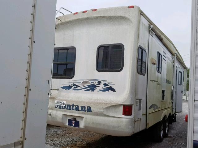 4YDF329245D511337 - 2005 KEYSTONE MONTANA WHITE photo 4