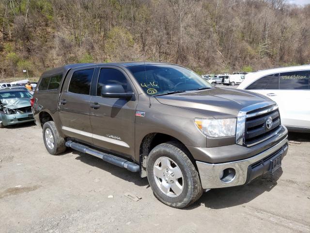 5TFDY5F11CX244968 - 2012 TOYOTA TUNDRA CREWMAX SR5  photo 1