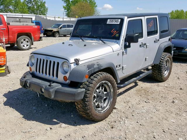 1J4GA39127L107272 - 2007 JEEP WRANGLER X SILVER photo 2