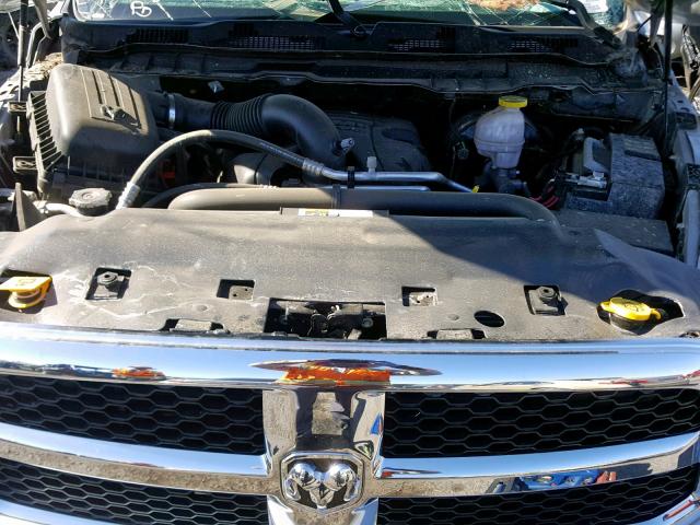 1C6RR7LT7KS524997 - 2019 RAM 1500 CLASS SILVER photo 7