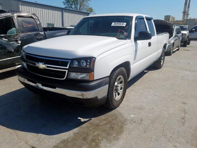 1GCEC19V46Z291818 - 2006 CHEVROLET SILVERADO C1500  photo 2