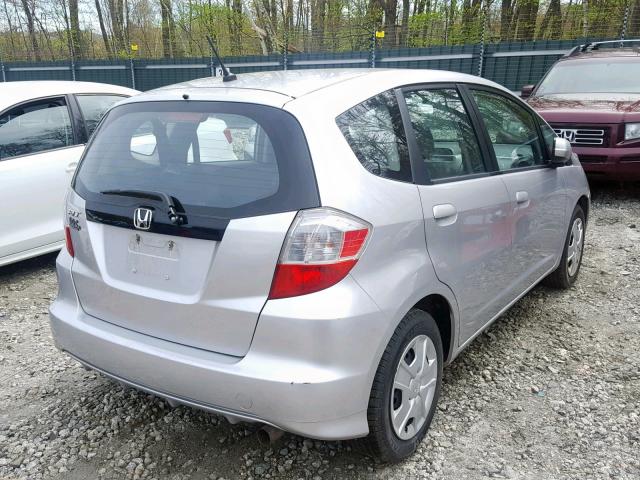 JHMGE8G32DC075364 - 2013 HONDA FIT SILVER photo 4