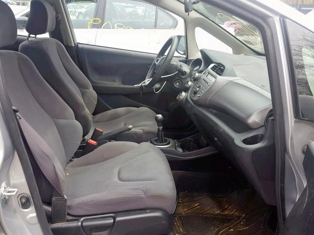 JHMGE8G32DC075364 - 2013 HONDA FIT SILVER photo 5