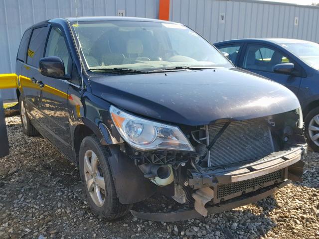 2V4RW3D11AR395622 - 2010 VOLKSWAGEN ROUTAN SE BLACK photo 1